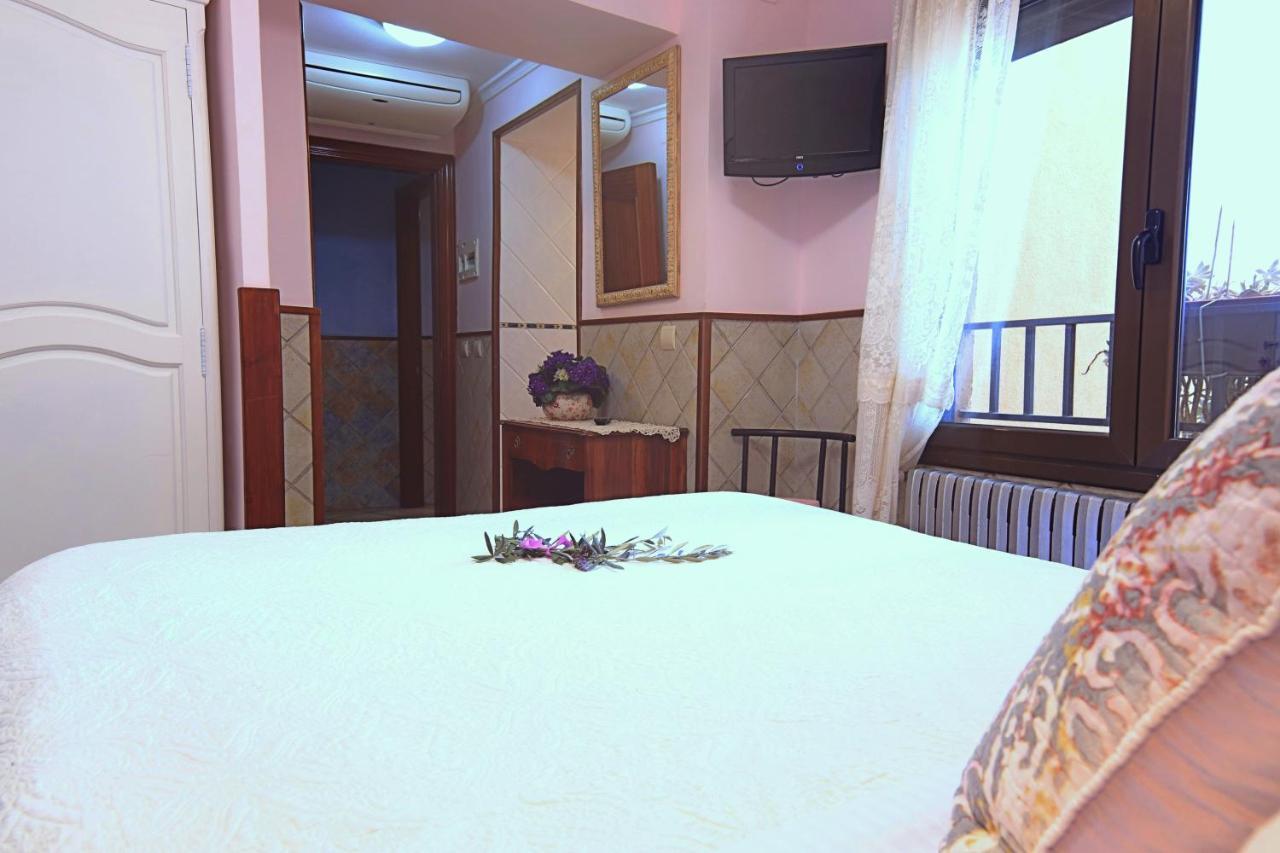 Estudios Casa Lola De Talarn Екстериор снимка