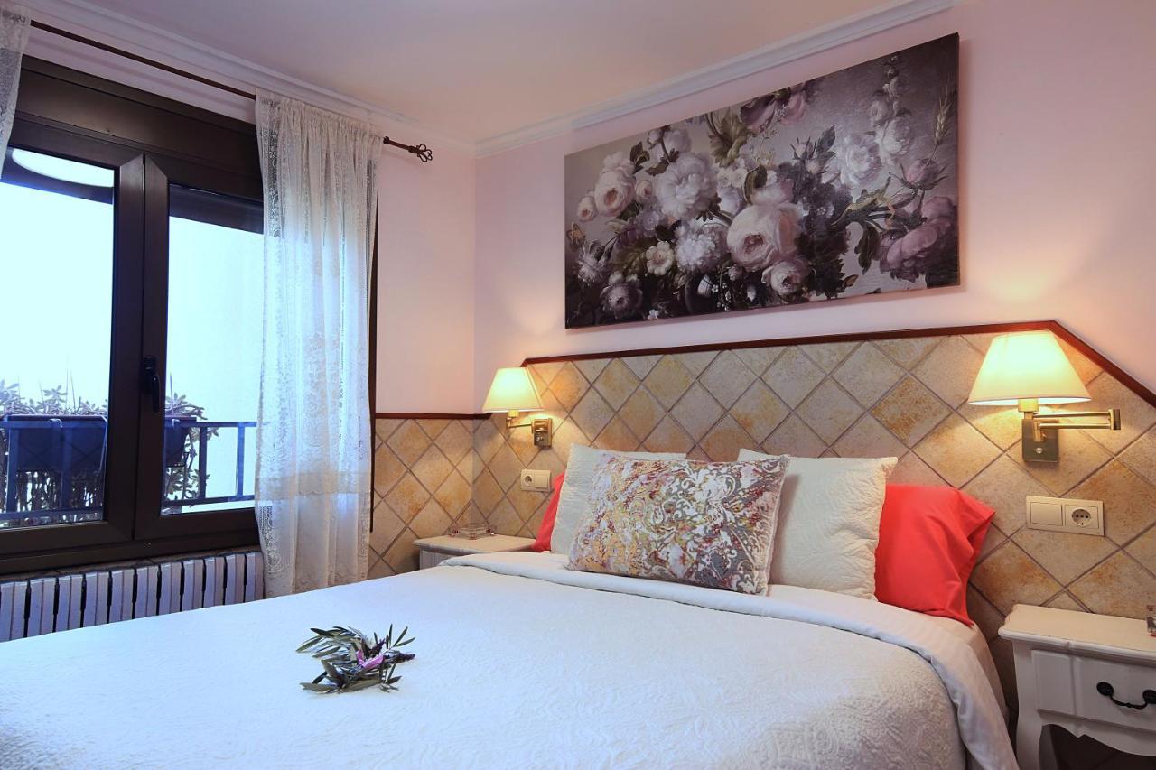 Estudios Casa Lola De Talarn Екстериор снимка
